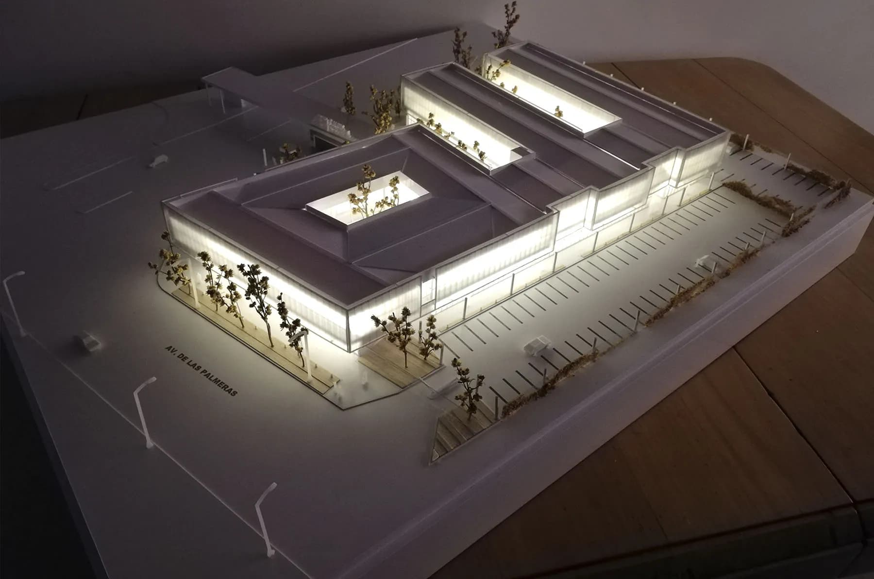 Centro Comercial Parque Industrial Metropolitano – Pérez